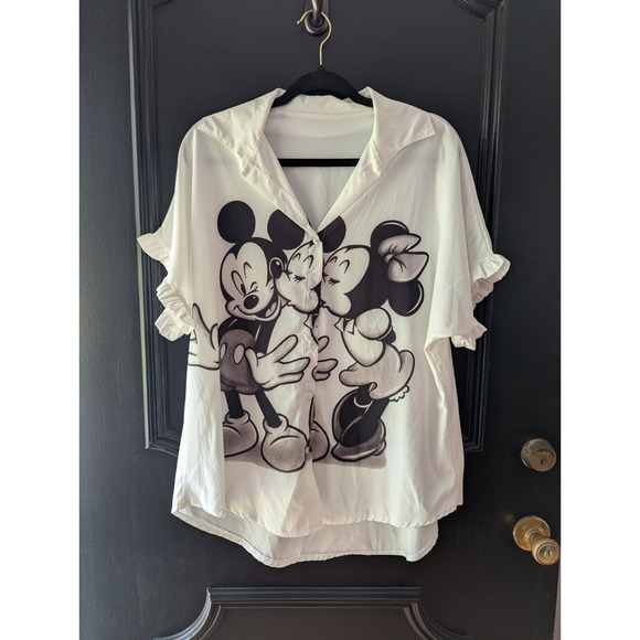 Tops - Mickey & Minnie Graphic Blouse Top White Ruffle Sleeve Button Up Black White Lg